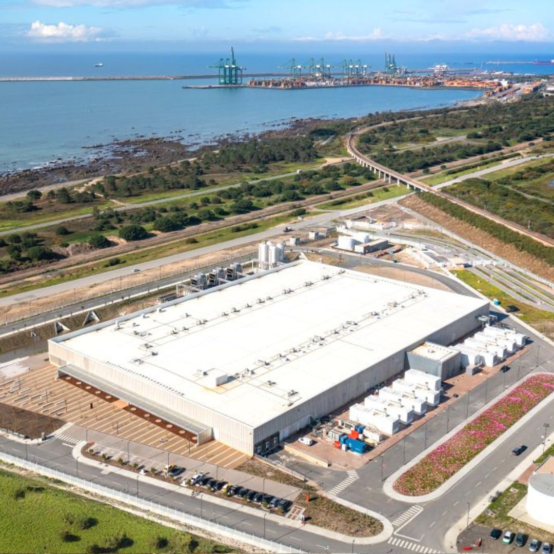 Vista aérea del Data Center StartCampus en Sines, Portugal – Certificación LEED Gold en Portugal